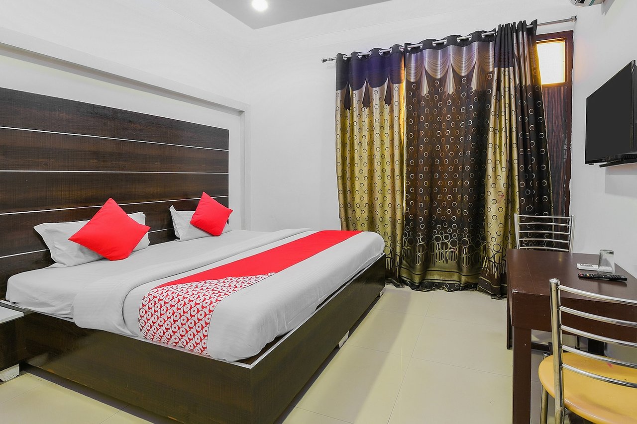HOTEL SUPER STAR, SIMRA, BARA.